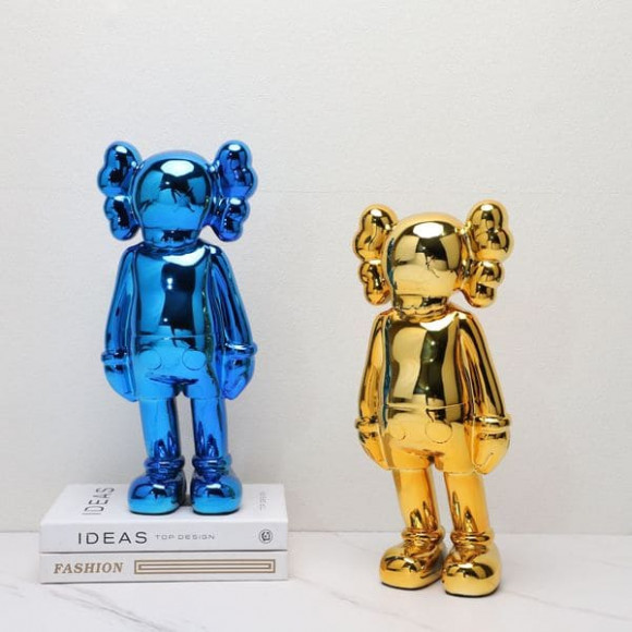 Фигура KAWS Teona Фигура KAWS Teona