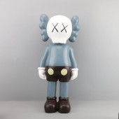 Фигура KAWS Teona